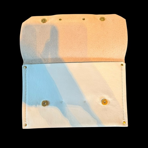 VIX - Pietra Leather Clutch Off White